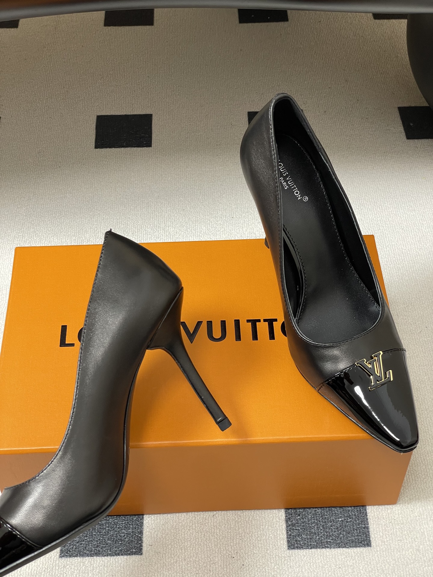 Women's high heels